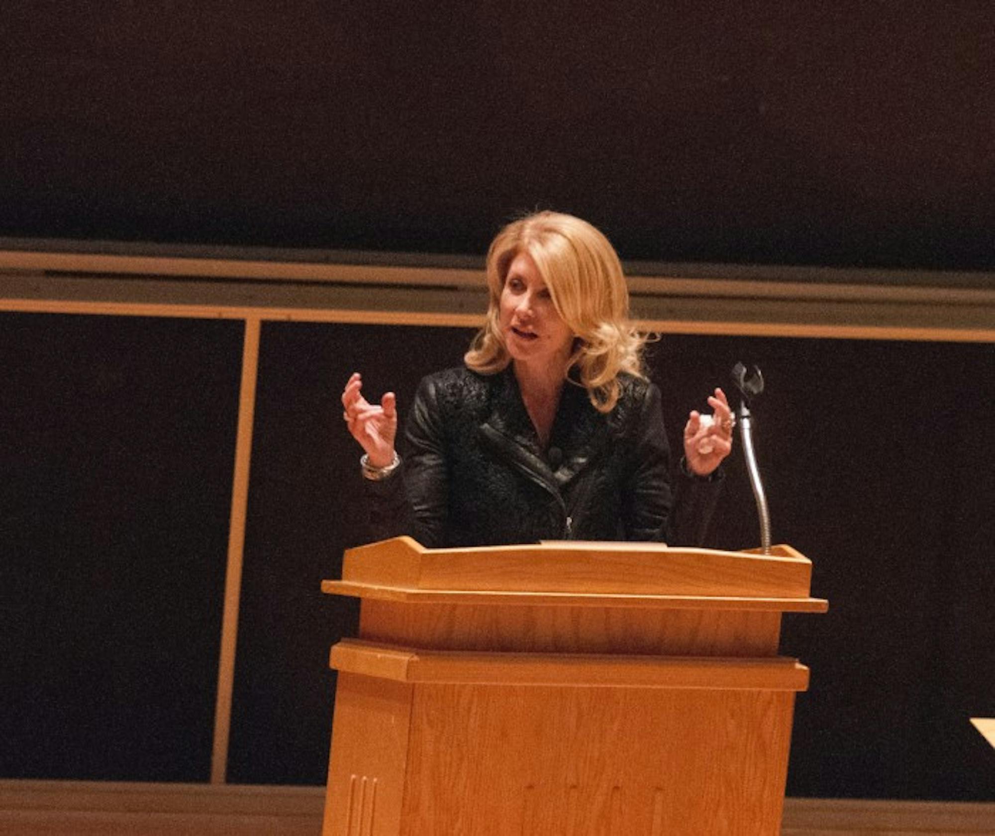 20160404, 20160404, College Democrats, Debartolo, Grace Tourville, lecture, Rising Up- From Single Mother to Harvard Law- How Every Woman Stands to Make a Difference, Senator Wendy Davis