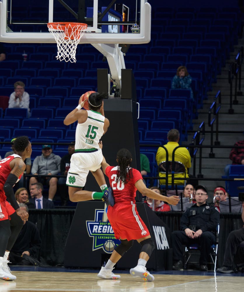 1490481824-4cfae5a35bbf02e