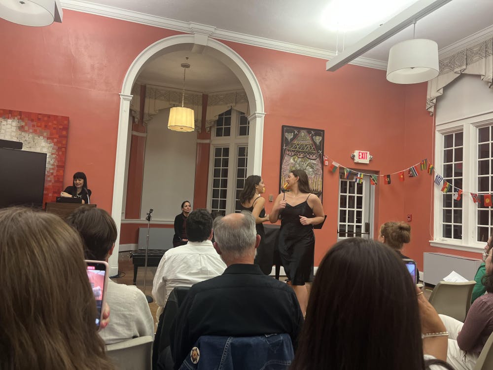 1700173906-041bd41ff11c95d