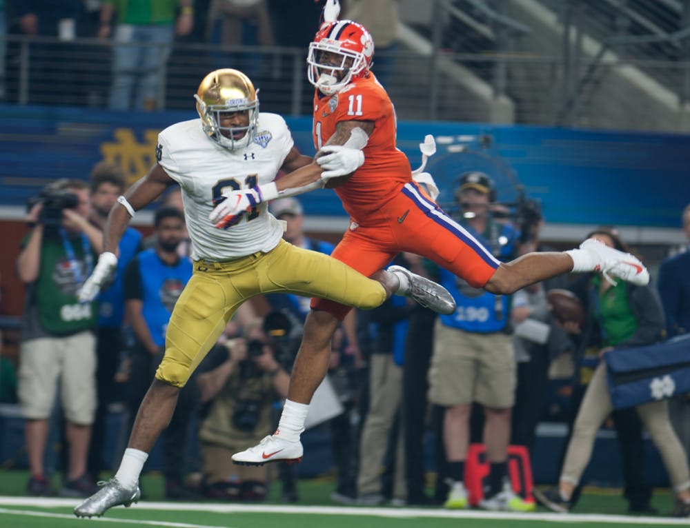 1556406526-0dfd43e0abee08d