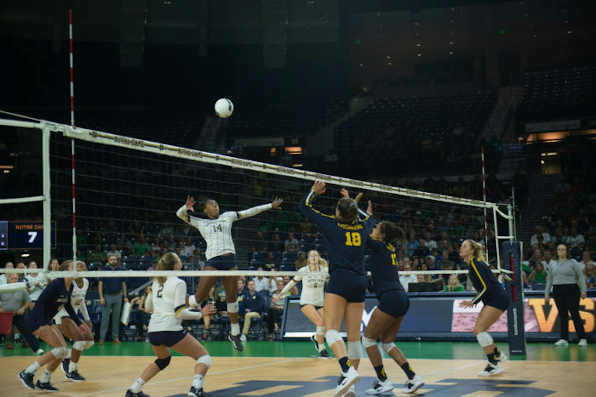 1537754912-8b4f67d57ef0923-700x467