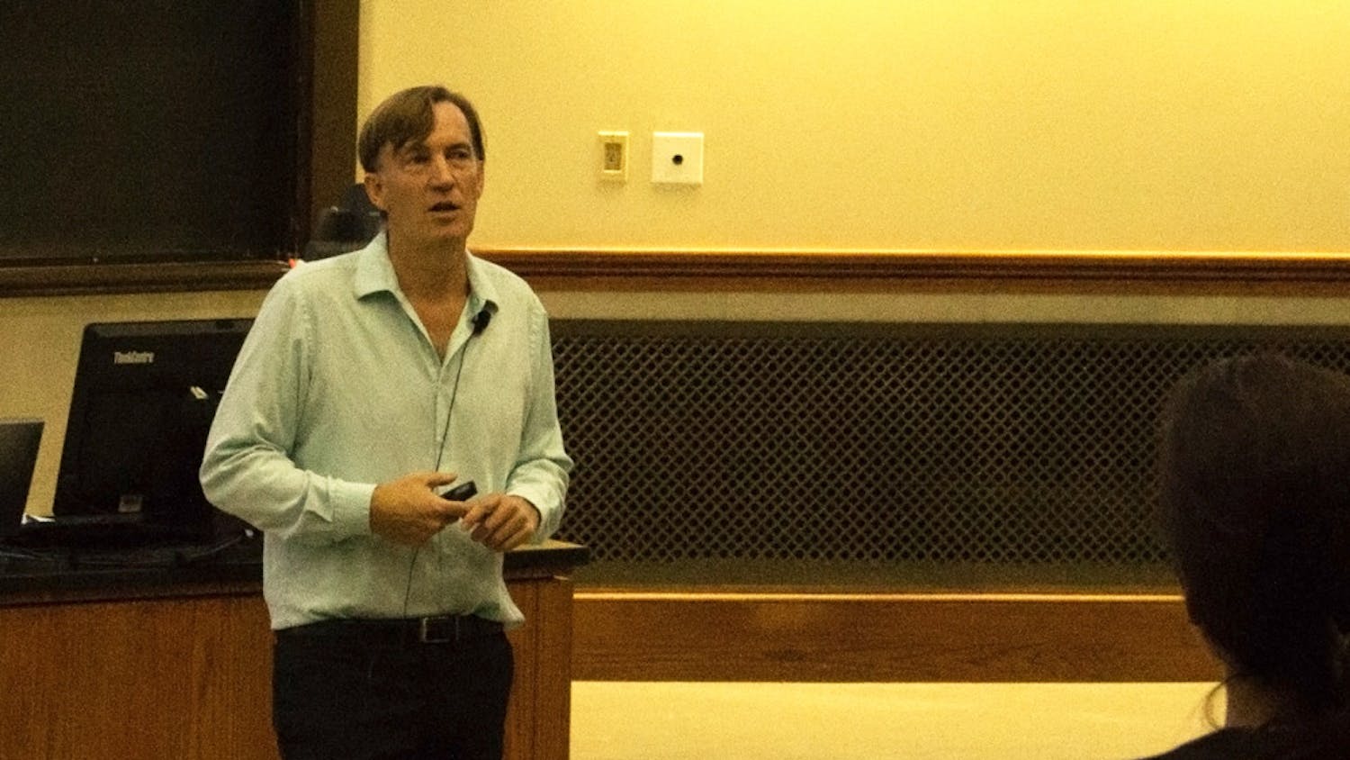 1506475339-6468c6f9a05d899