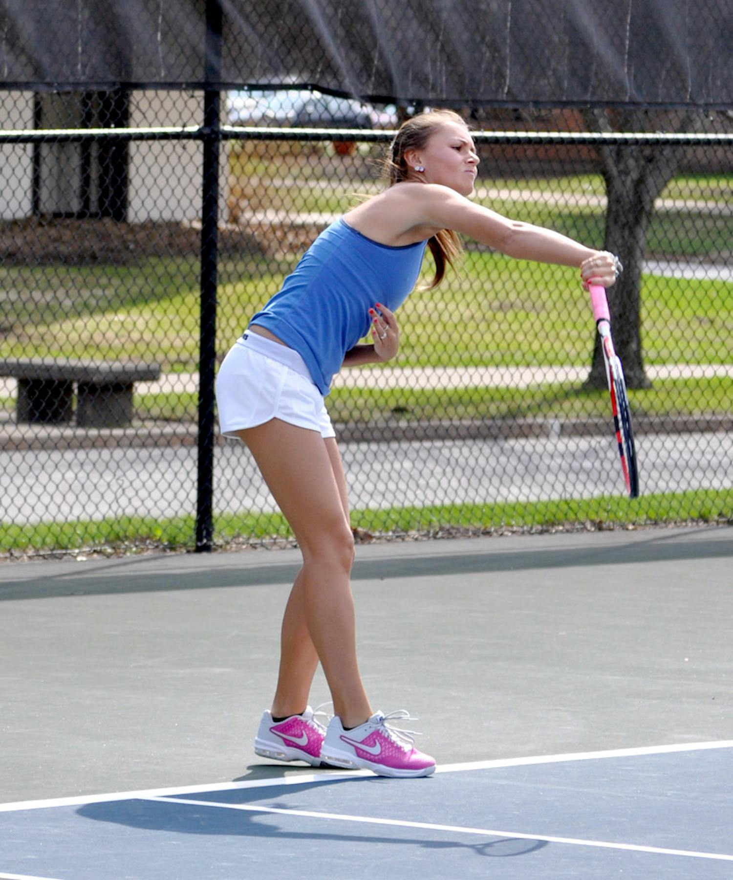 20140417-SMC-Tennis-vs-Hope-Sexton-Caroline-Genco