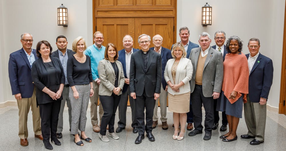 1557933370-f68d61e8fdf547b