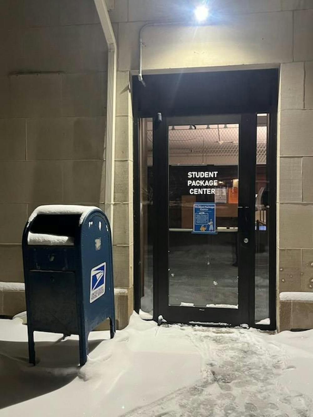 New Student Package Center opens at Saint Mary's College.jpg