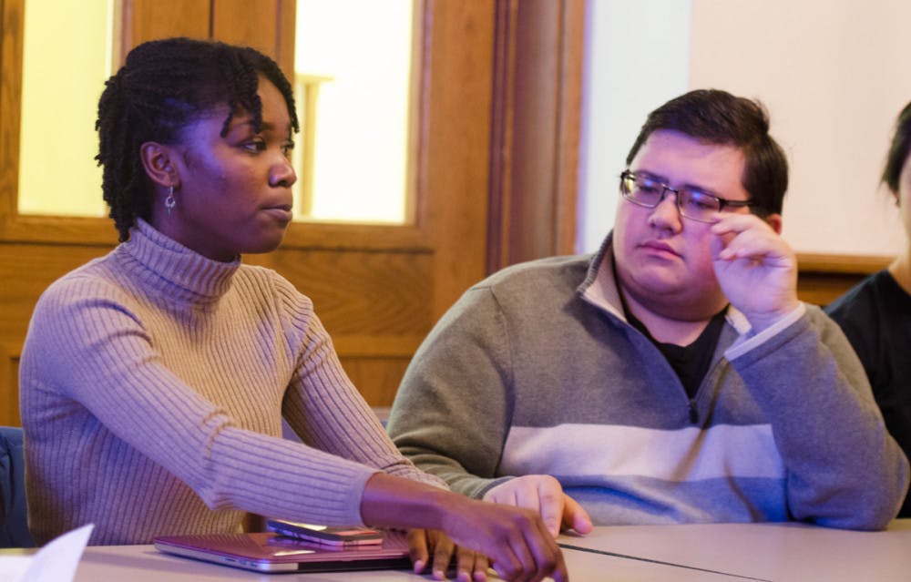 1455675339-256e93e39501630