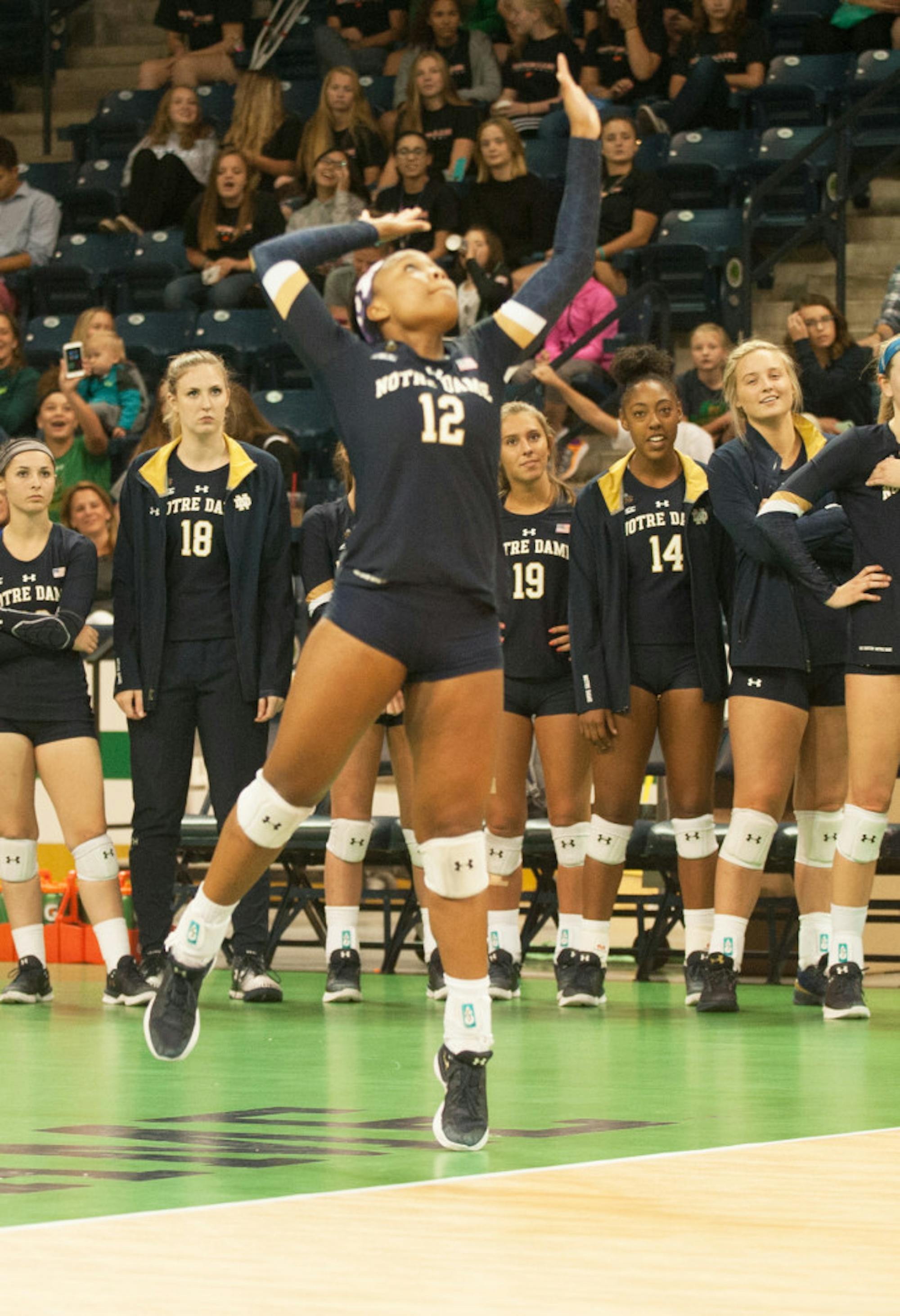 Irish sophomore outside hitter Jemma Yeadon serves the ball during Notre Dame's 3-1 win over Valparaiso on Aug. 25 at Compton Family Ice Arena.
