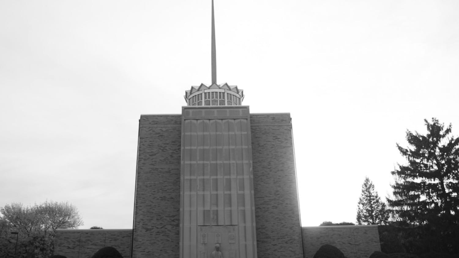 1556269284-967854306761c65