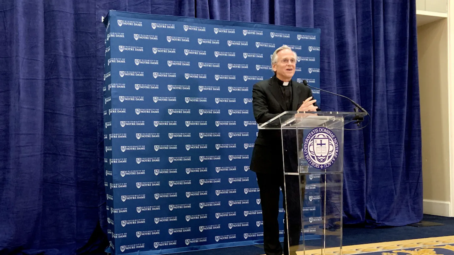 1570801547-8d87368accffff8