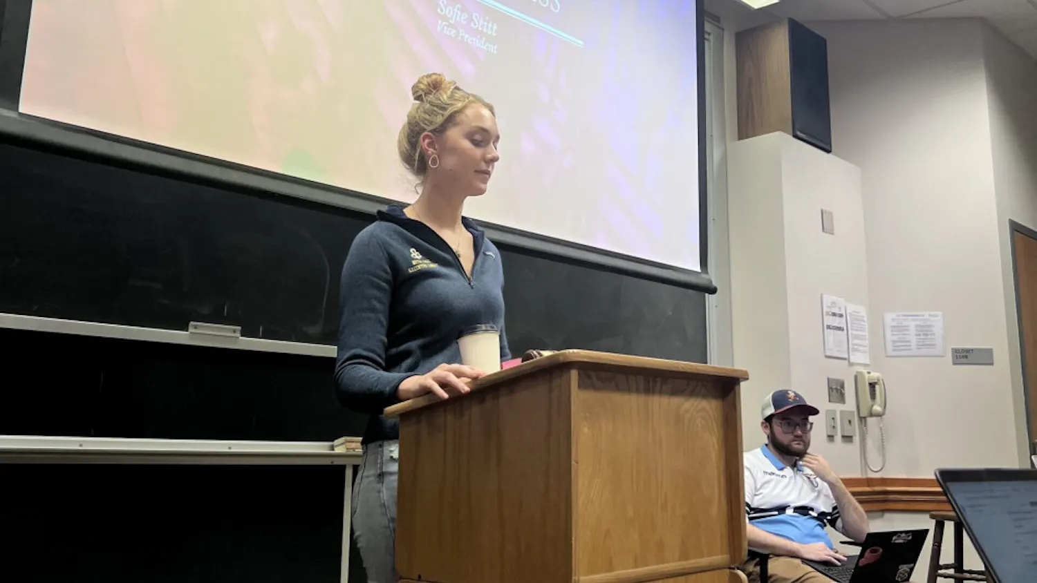 1679404645-2a27d3e558cfc50