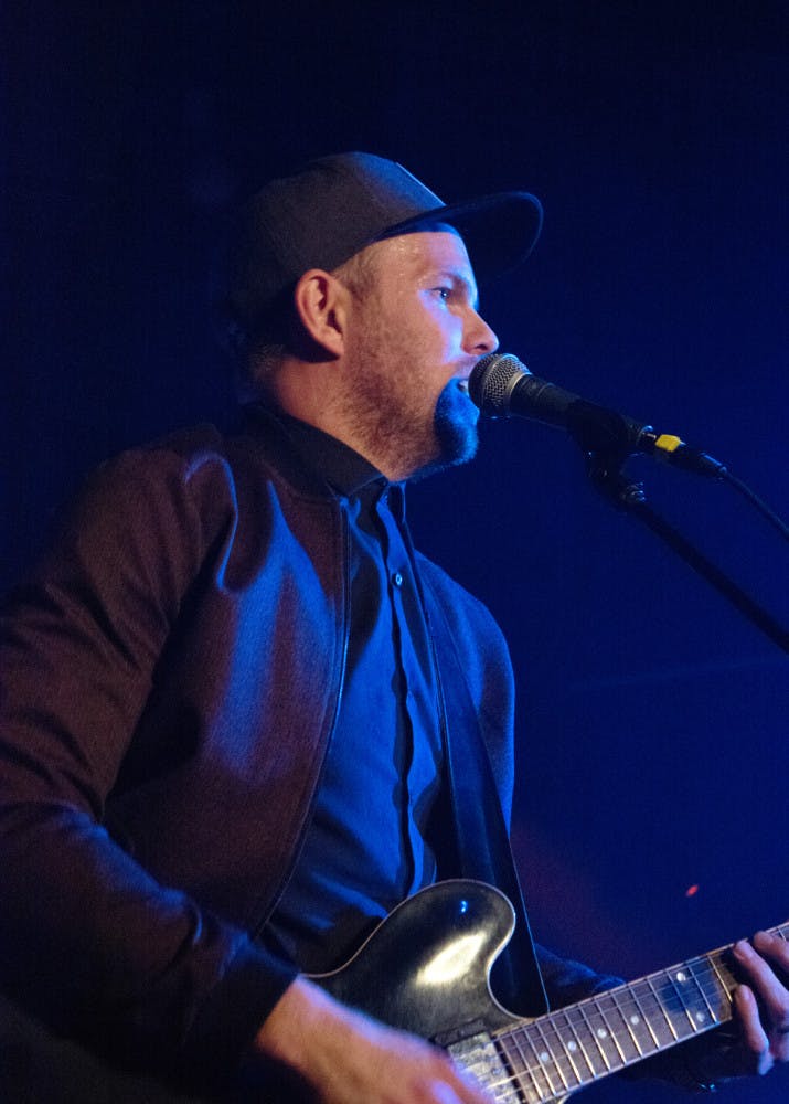 1453663838-733b114a3562a0c