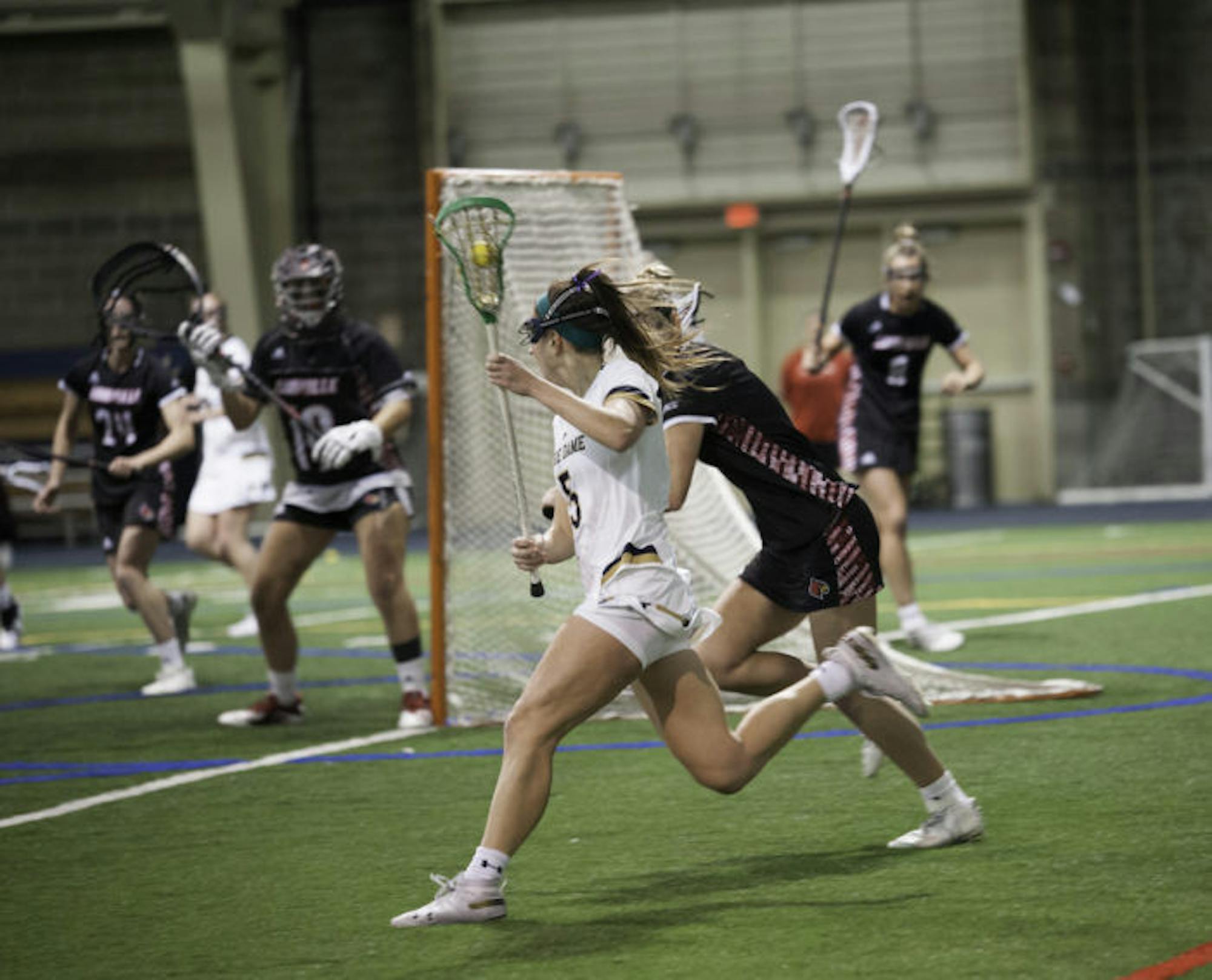 1554683547-49229c9cdabe42b-700x566