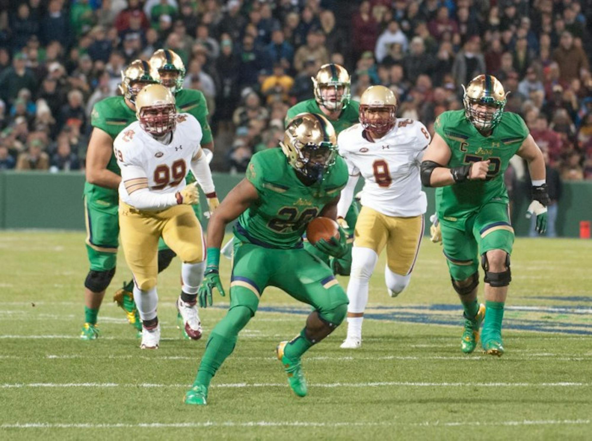 Irish senior running back C.J. Prosise looks to make a move in the open field during Notre Dame’s win.