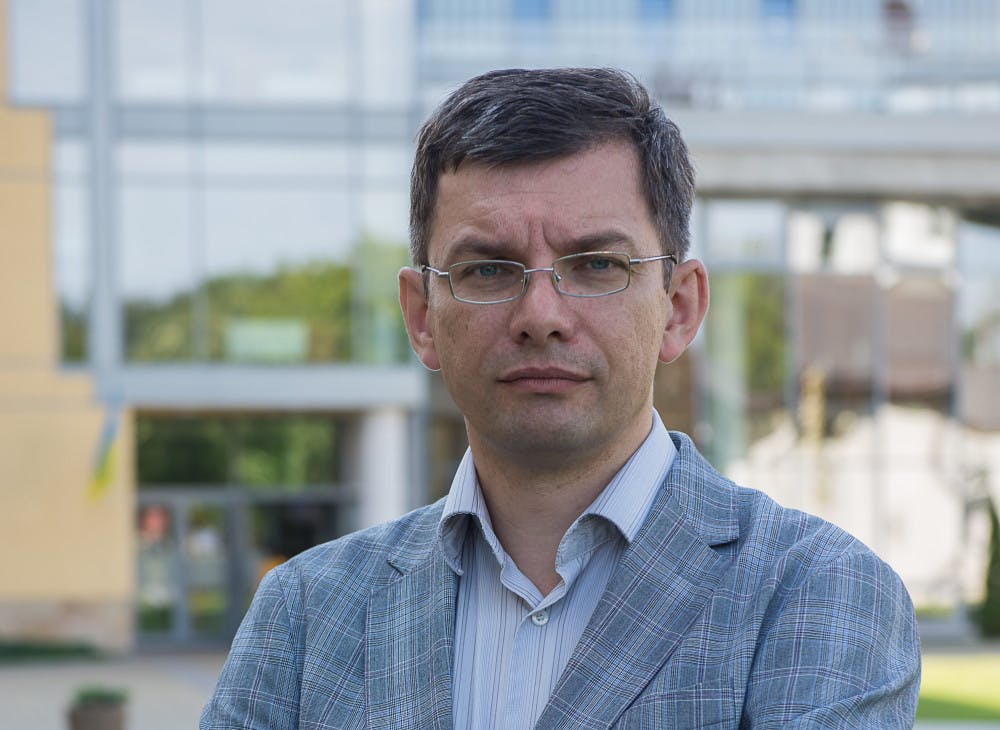 1648412038-fc089489555aee7-e1648444055143