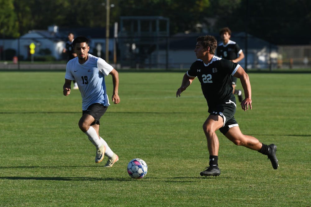 20250927, Gabriella Martin, Holy Cross mens soccer, saints field-6.jpg