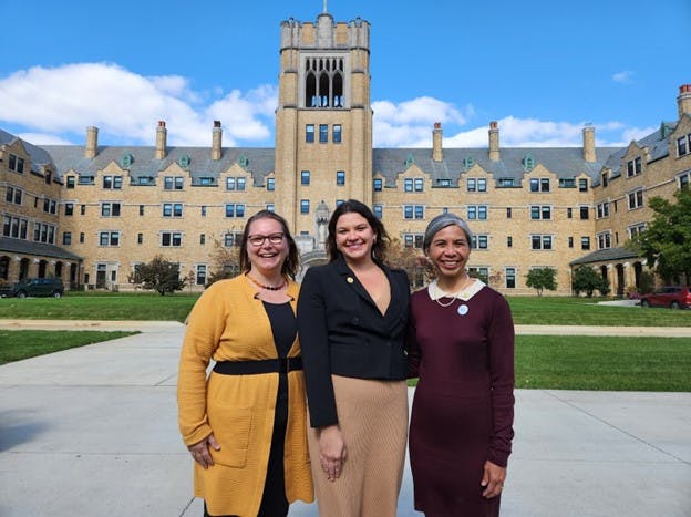 1679404868-ad69641ea990d50