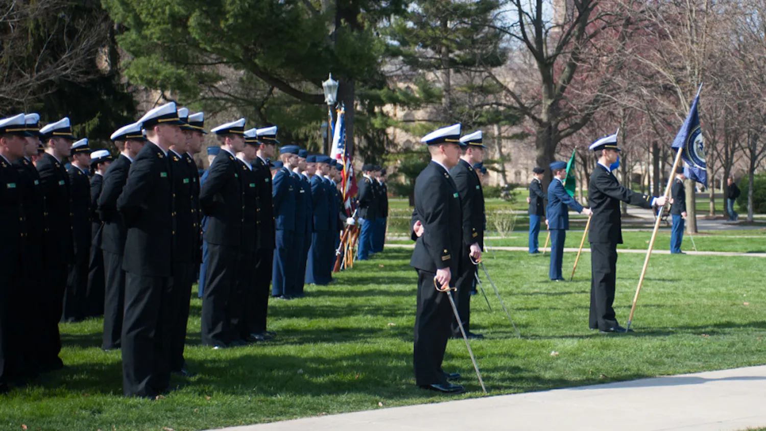 1460607140-71937c5889ad6fe