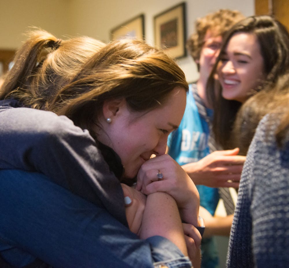 1549505090-85599fc8e56a37b