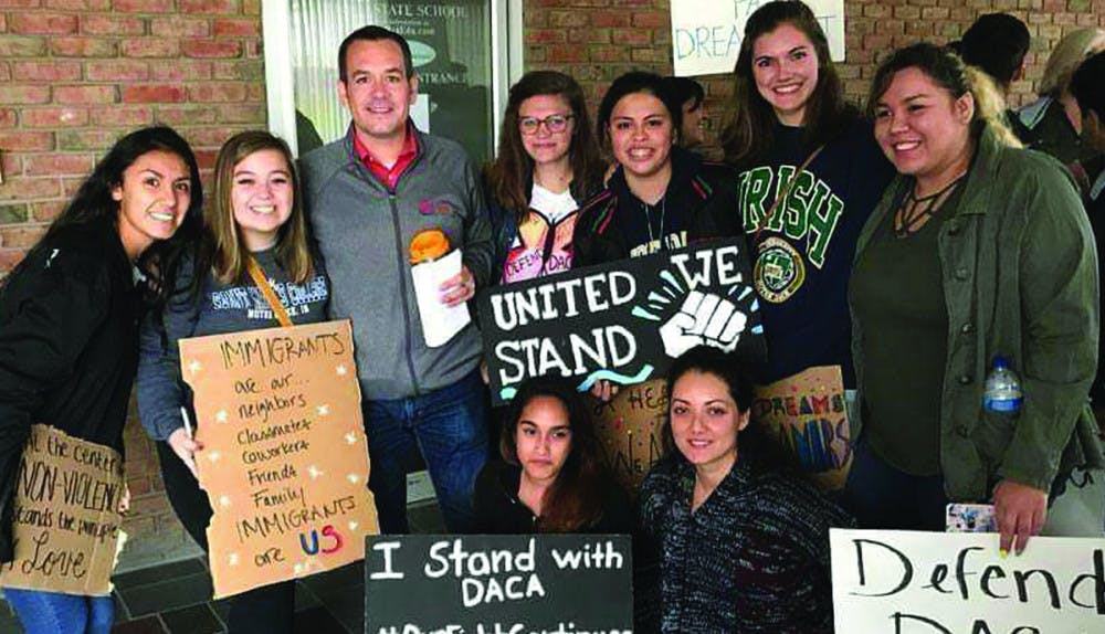 1510702701-4f1d3e78425291e