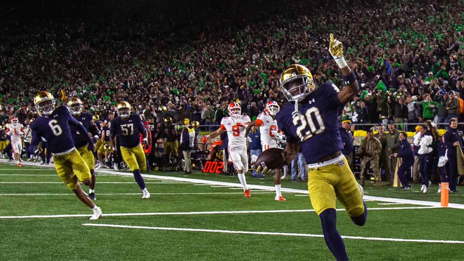 1679405770-e60cc890d9f75de