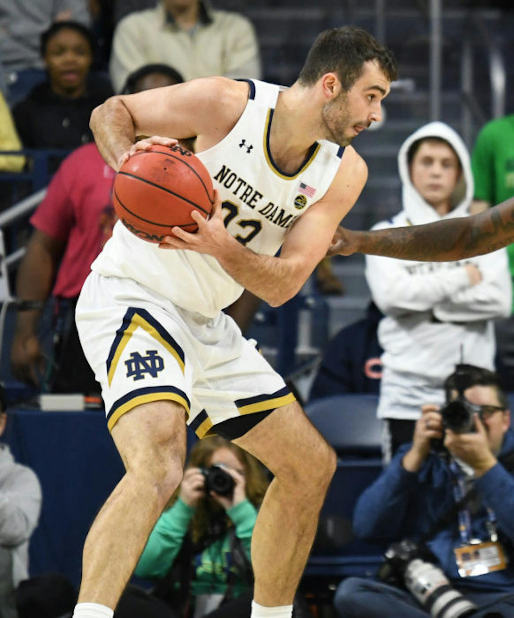 1575851182-412007f604773fd-582x700