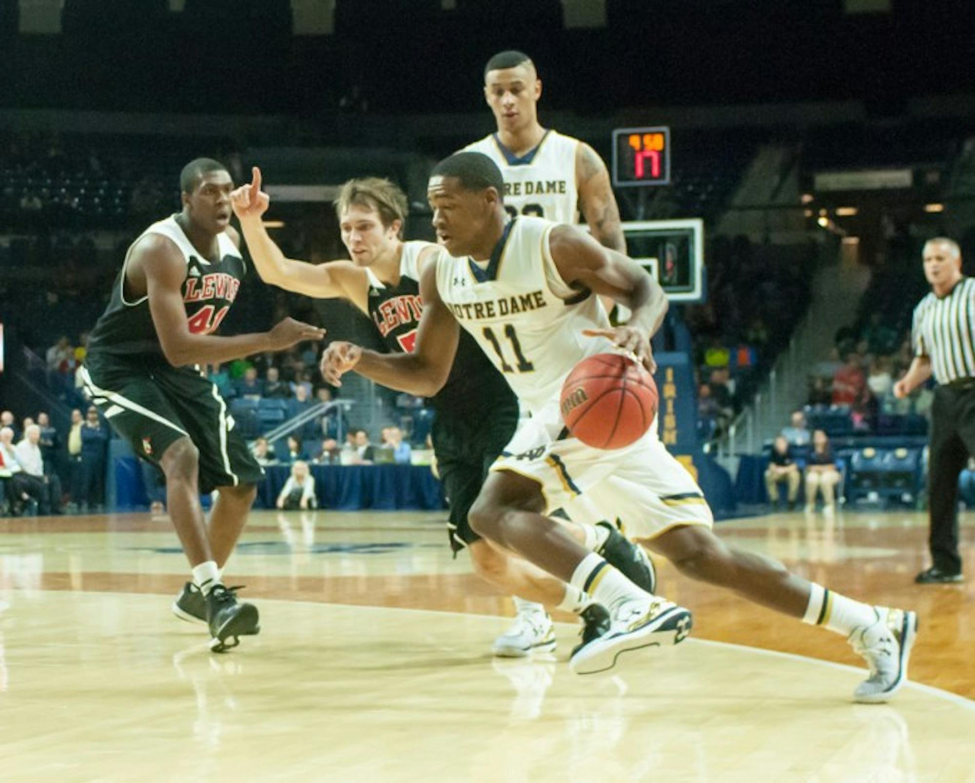 Sophomore Demetrius Jackson drives to the hoop during Notre Dame’s 82-59 exhibition win over Lewis on Friday.
