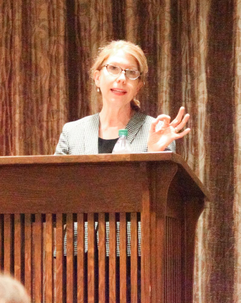 1475547348-131dd4f82b27832