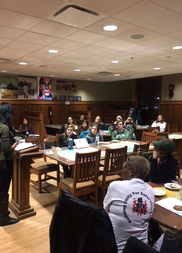 1555372654-20e0afae520d0c2