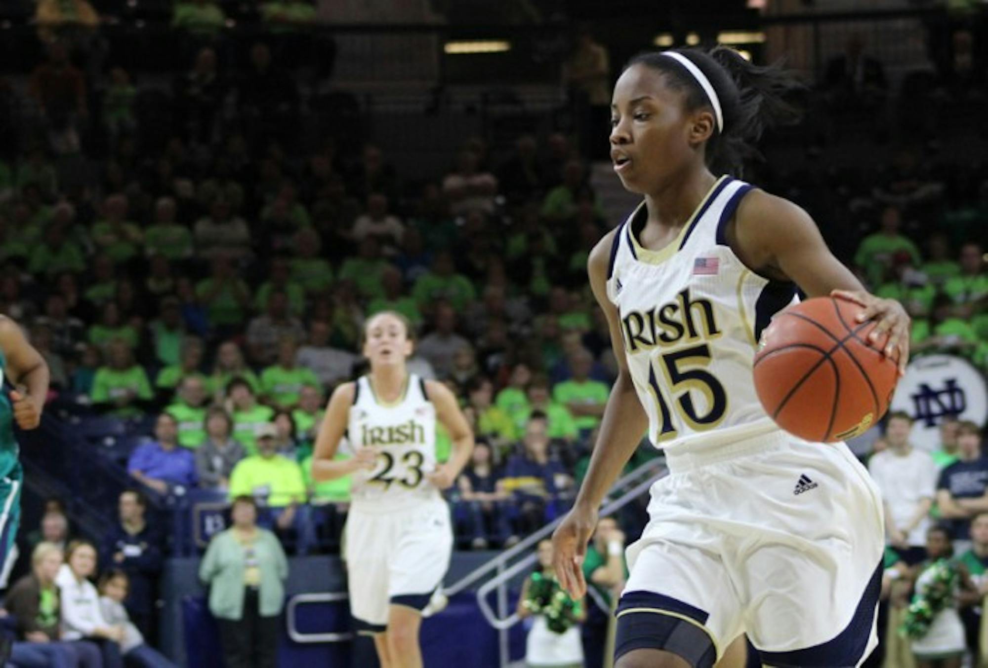Irish freshman guard Lindsay Allen dribbles the ball during Notre Dame's 99-50 home win over UNC Wilmington on Jan. 26.