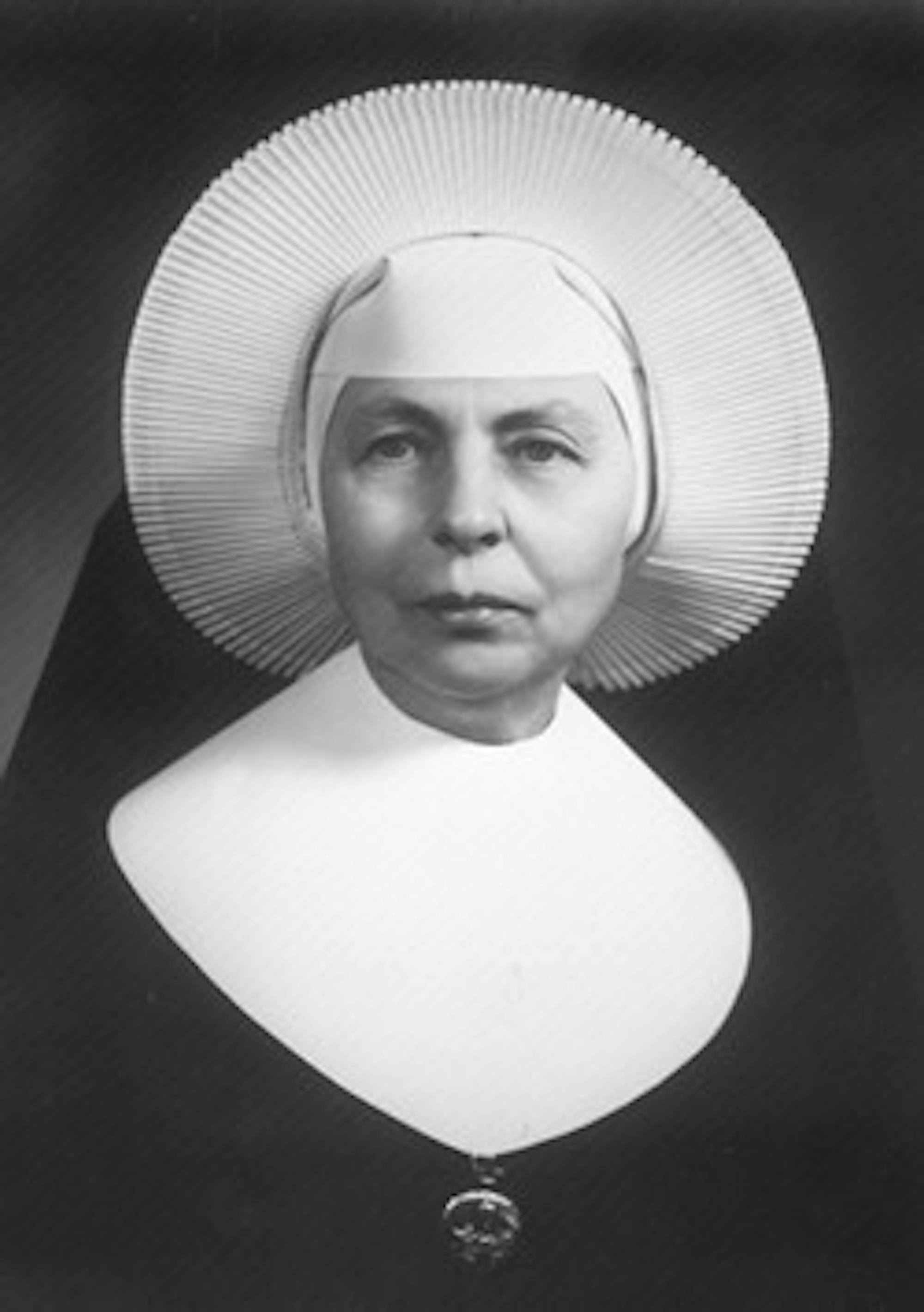 Picture of Sister Madeleva from the SMC website.