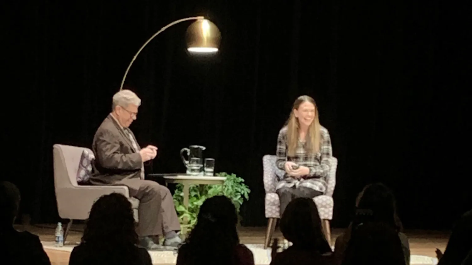 1550538652-1b2938794e88044