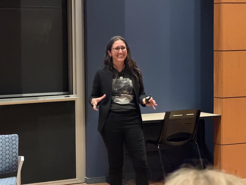 Notre Dame alumna discusses Artemis lunar science