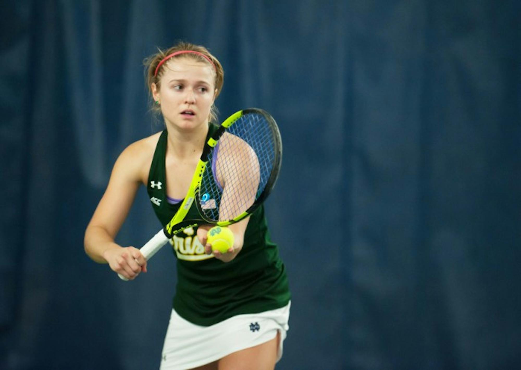 Irish senior Monica Robinson prepares to serve the ball during Notre Dame’s 5-2 win over Purdue on Feb. 22 at Eck Tennis Pavilion. Robinson picked up her first win over a top-50 opponent of the season during Notre Dame’s 5-2 win over Miami on Sunday.