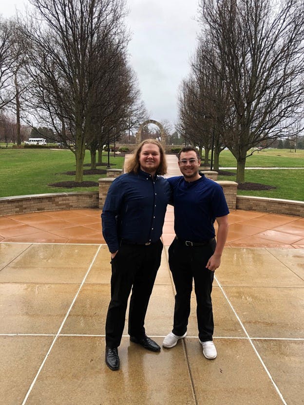 1648552164-40e56c4b0b3a6d4