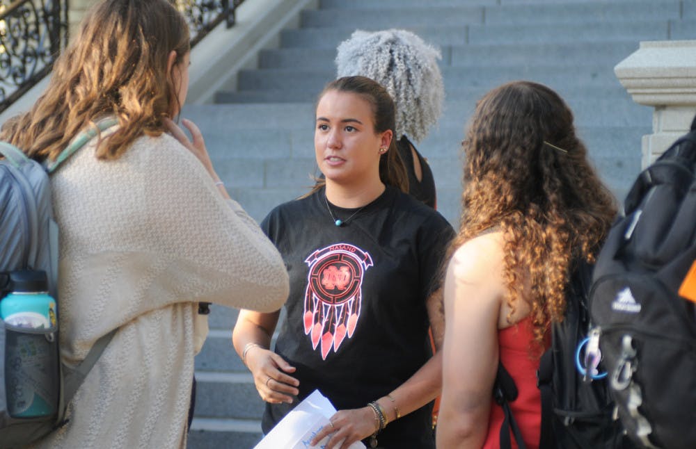 1507592112-29b75d0d861ab8d