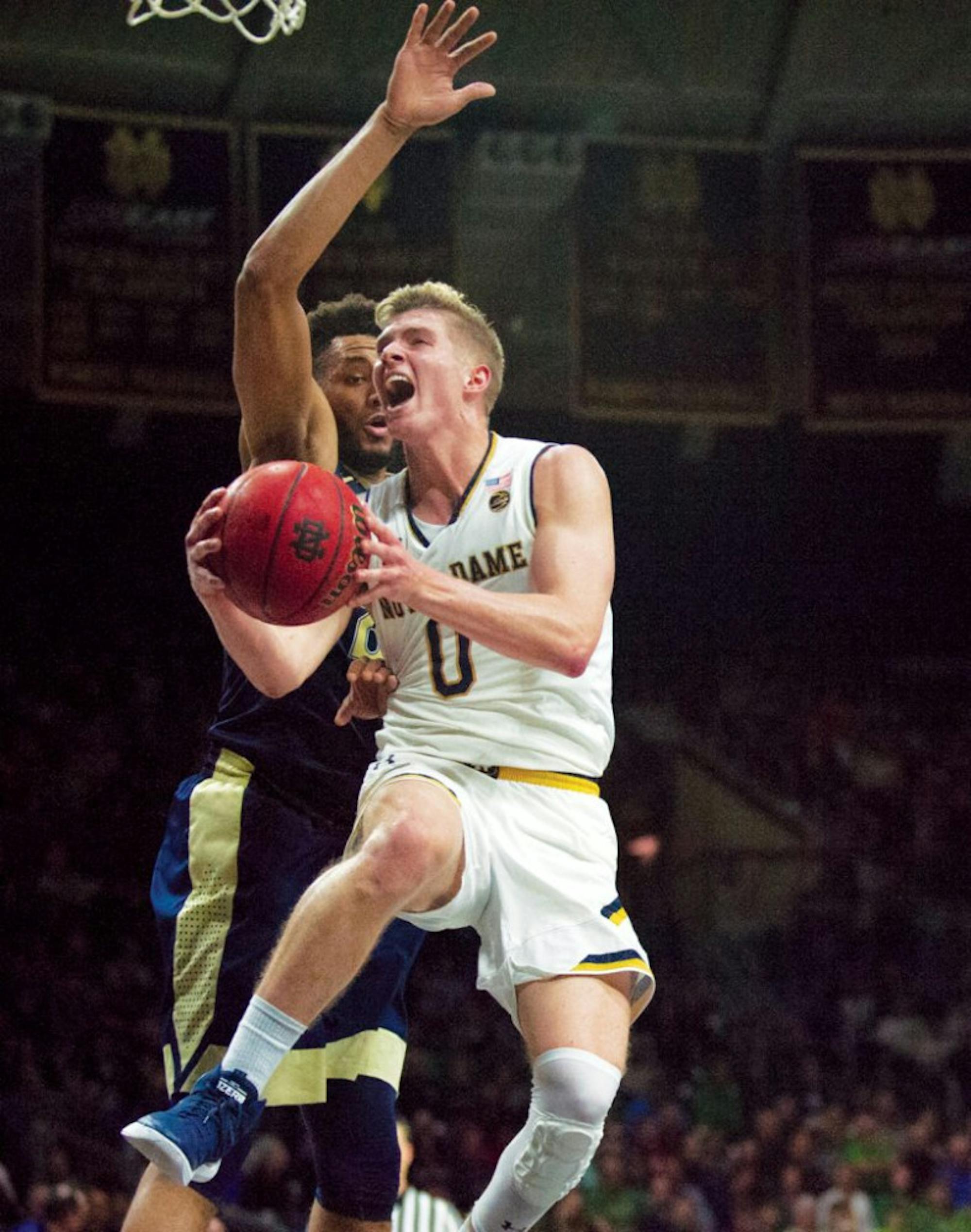 1520383385-5cbb222e231d7f5-807x1024