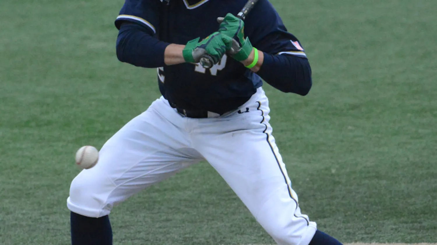 1556063071-28bab1a7870bbaf