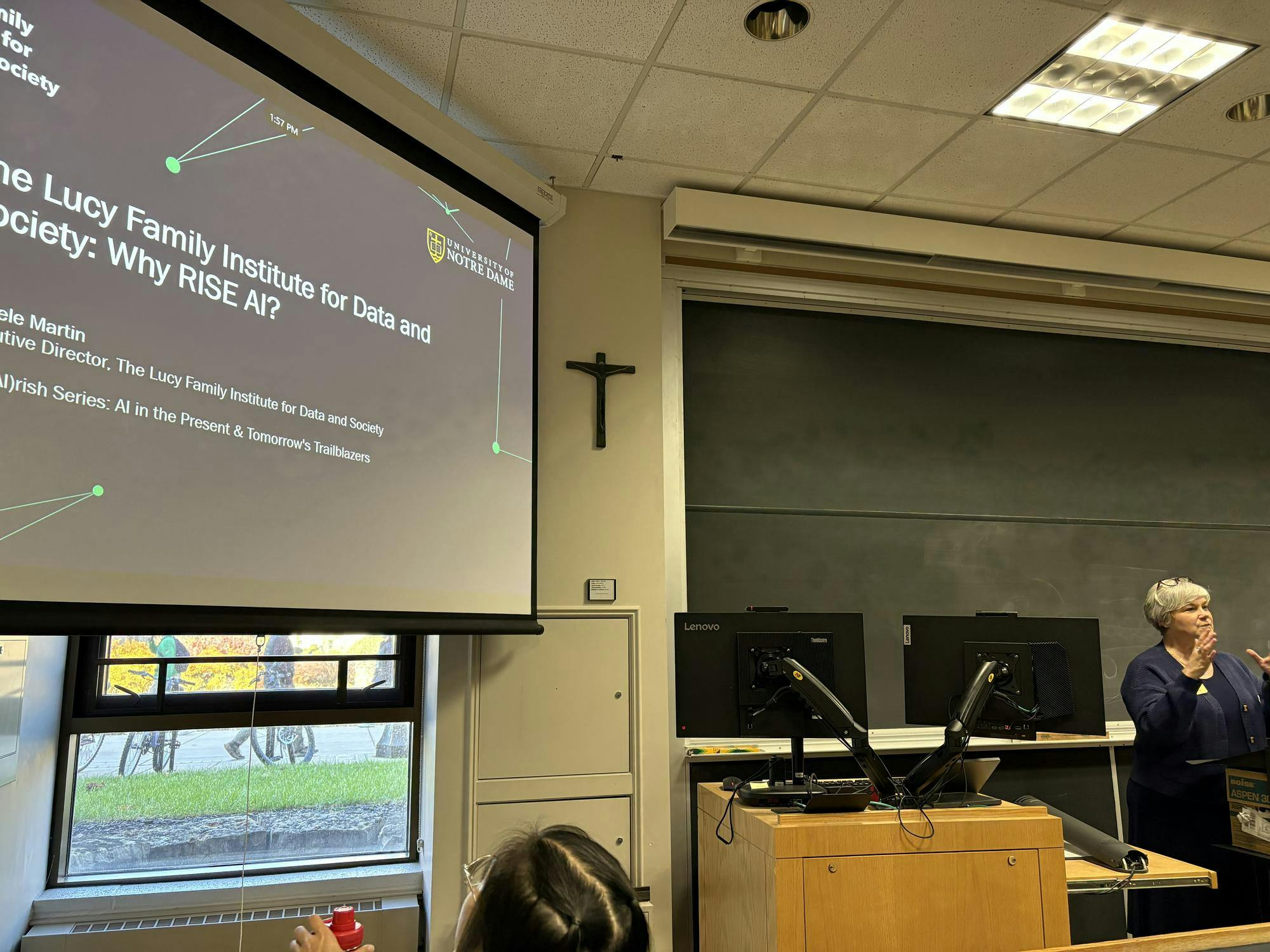 Lucy Family Institute for Data and Society hosts lecture on AI research and usage