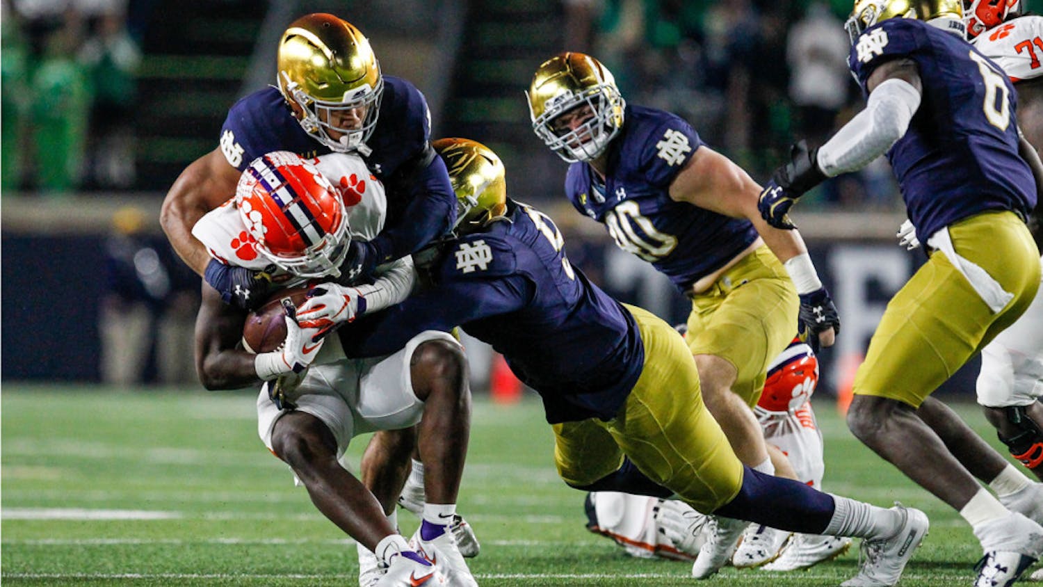 1604884012-b1e178cd43d6a24