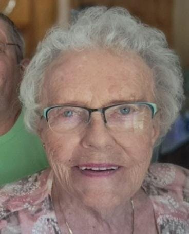 Beverly Eitniear KH.jpg