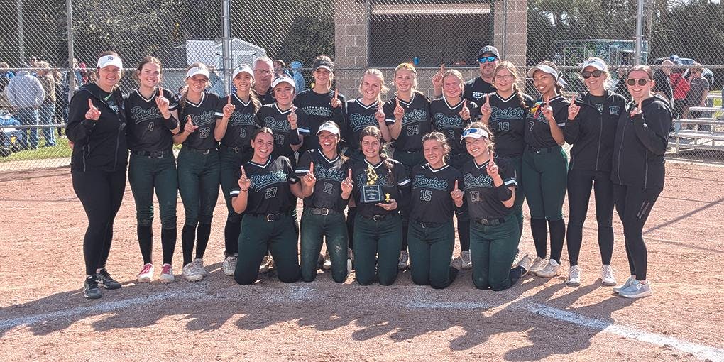 Gallery - Reeths-Puffer vs. Ravenna GMAA softball