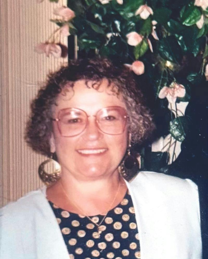 Essenberg, Donna   Photo.jpeg