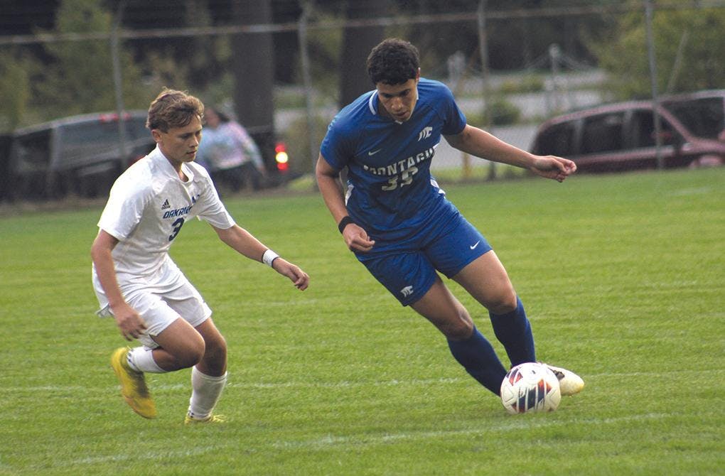 Gallery - Montague vs. Oakridge soccer