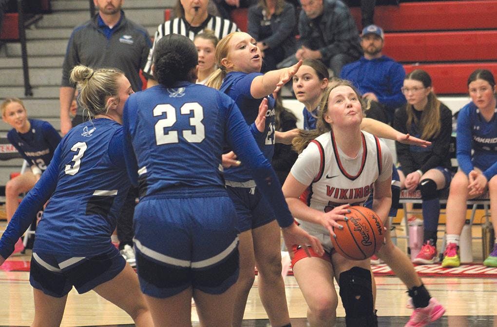 Gallery - Whitehall vs. Oakridge girls basketball