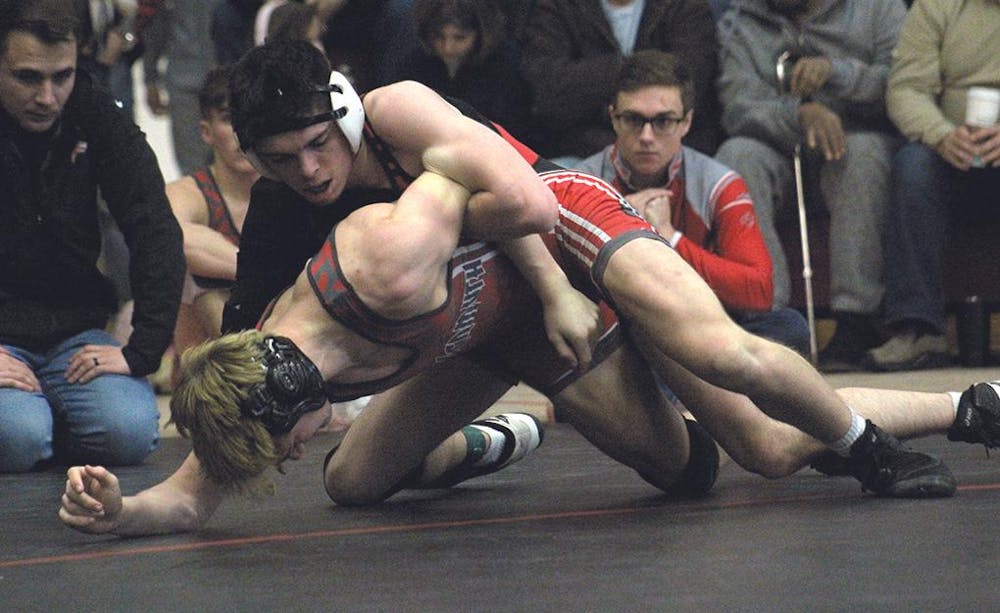 reg wrestling 7 varela vs ej bernthal frankenmuth.jpg