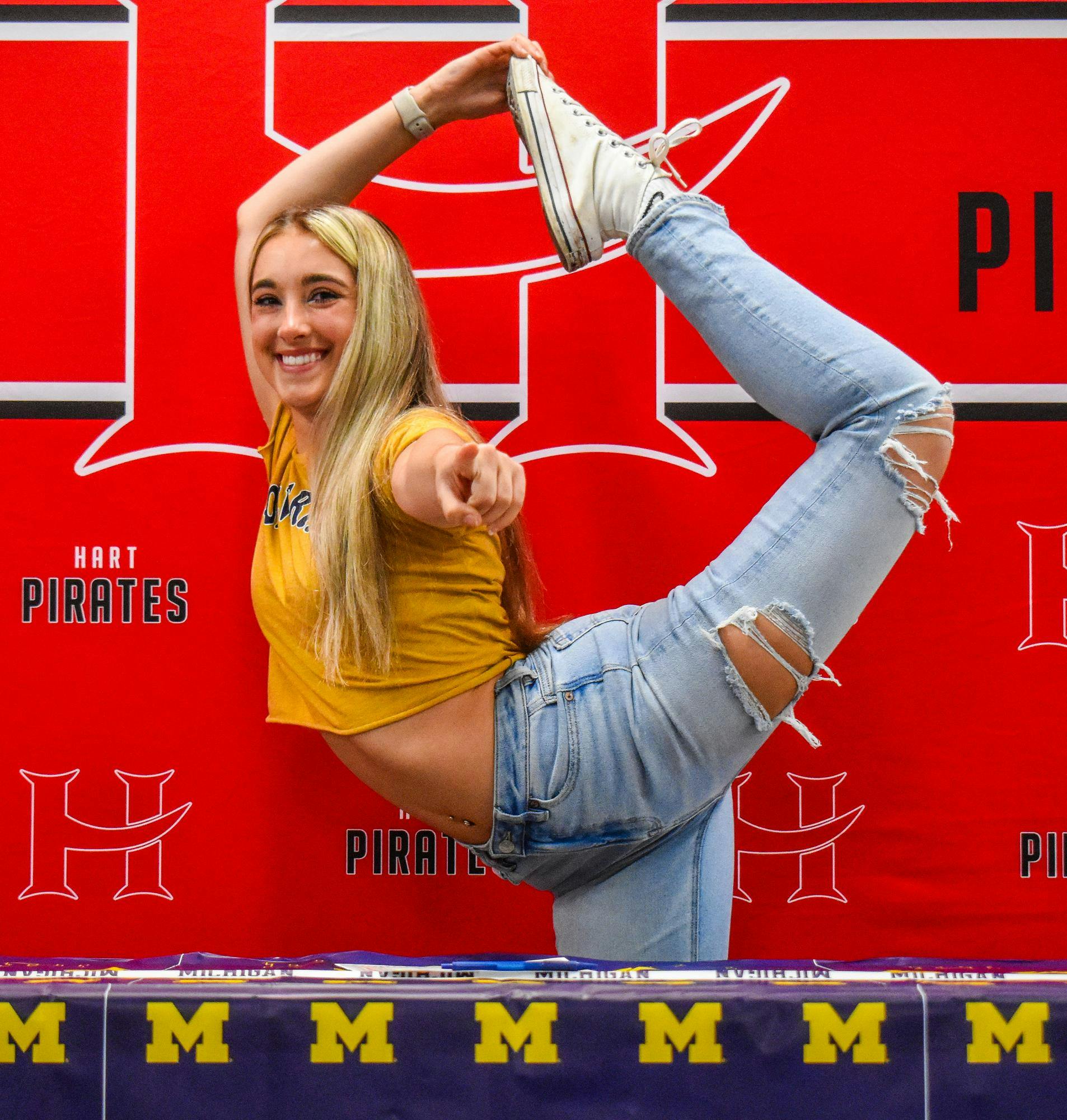 Nora Chickering College Signing