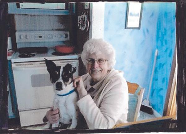 Walker, Lela   Photo.jpg