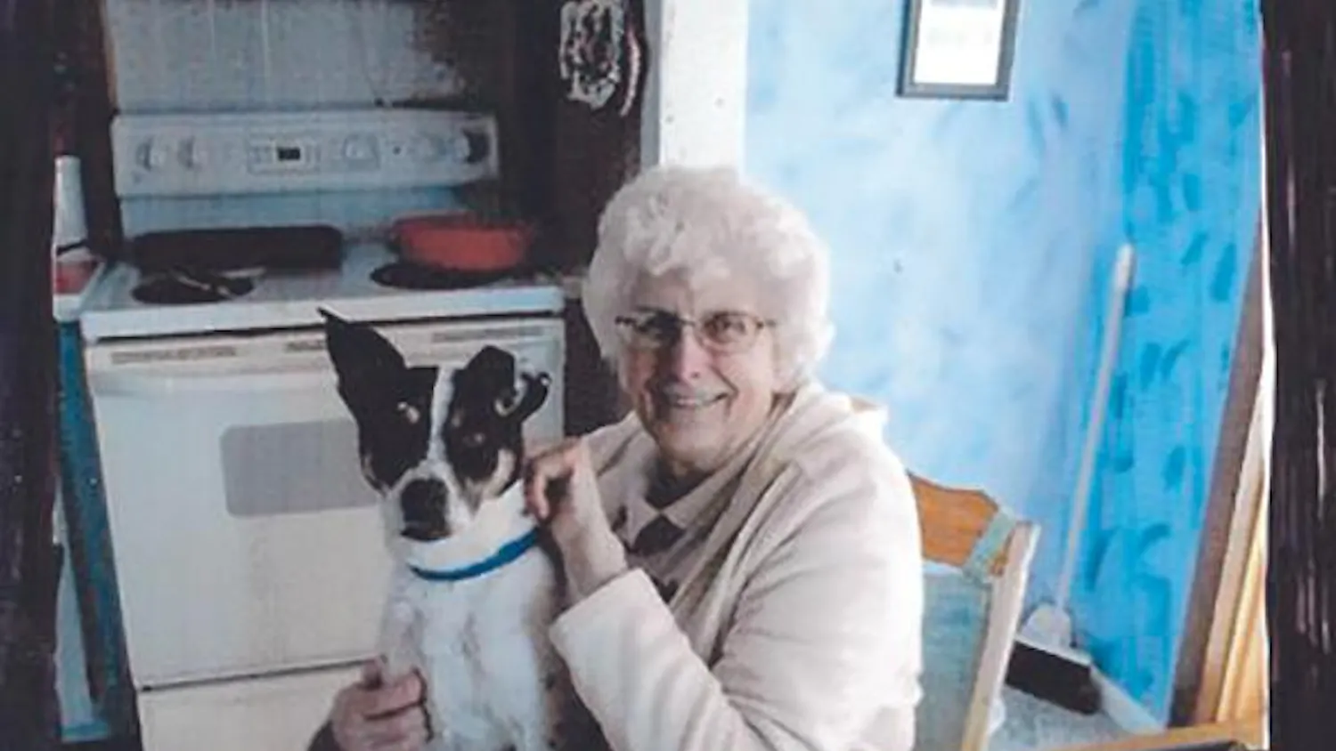 Walker, Lela Photo.jpg