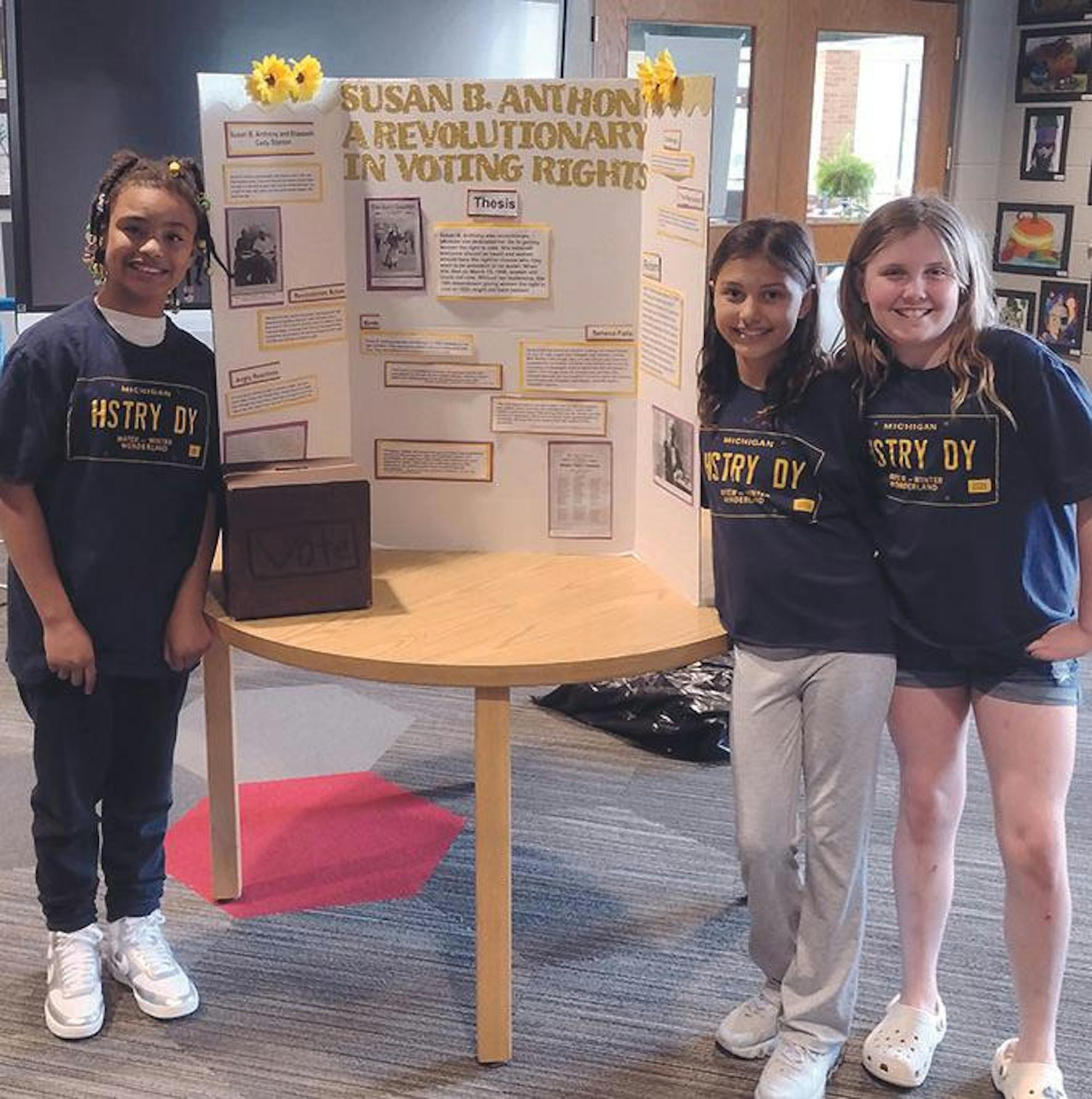 nhd 2 Aria Lenoir, Adi Hernandez, and Lucy Mann with Susan B Anthony Exhibit 4-28-2026.jpg