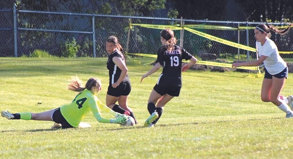hart soccer vs nm.jpg
